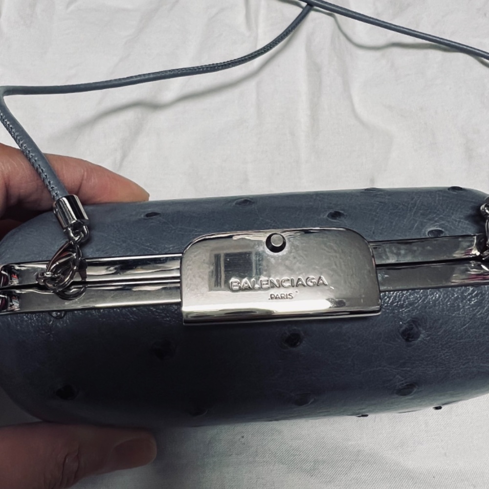 100% Ostrich Balenciaga Clutch Bag - Picture 2 of 8